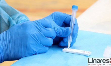 Andalucía amplía la petición de cita directa para vacunarse contra el Covid a las personas nacidas en el 70, 71 y 72