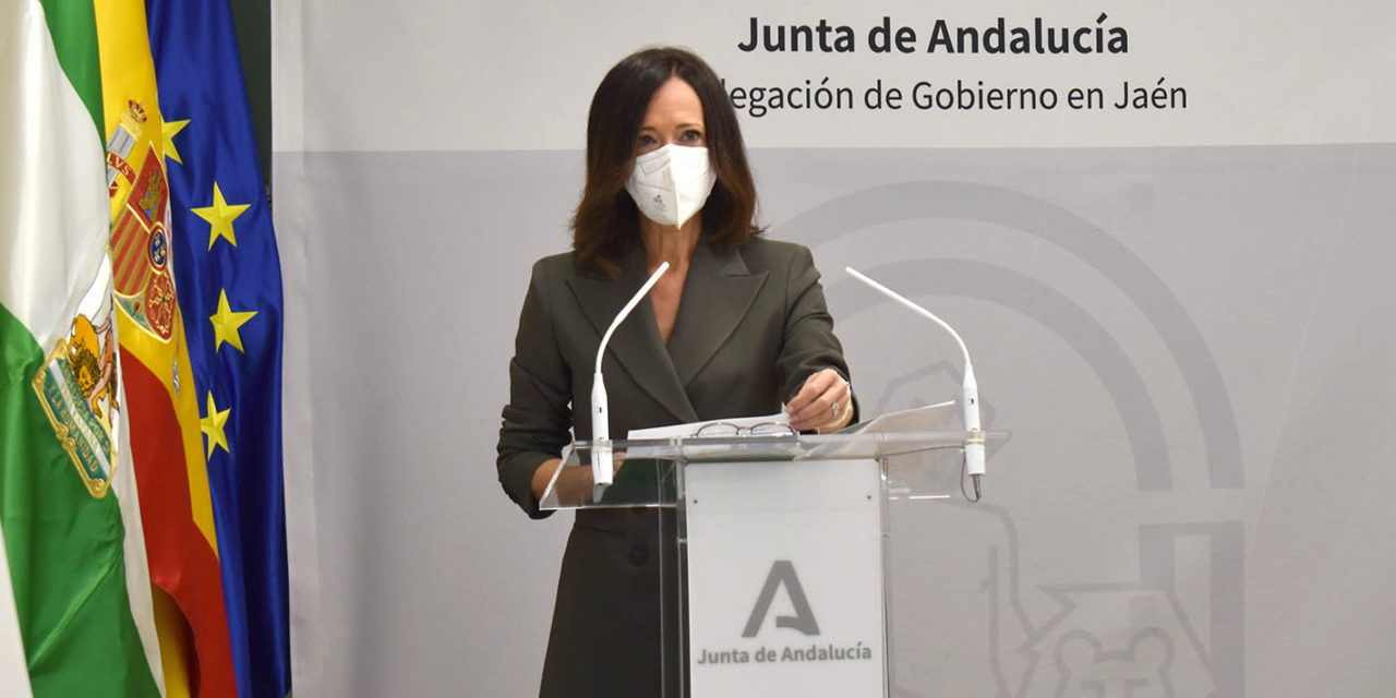 Maribel Lozano subraya el compromiso del Gobierno andaluz con el mantenimiento del empleo y la recuperación económica provincial
