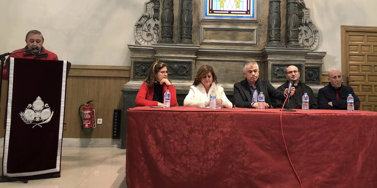 Presentados los carteles y pregoneros de Pasión y Glorias de Martos